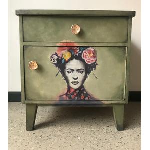 Frida Kahlo szekrény